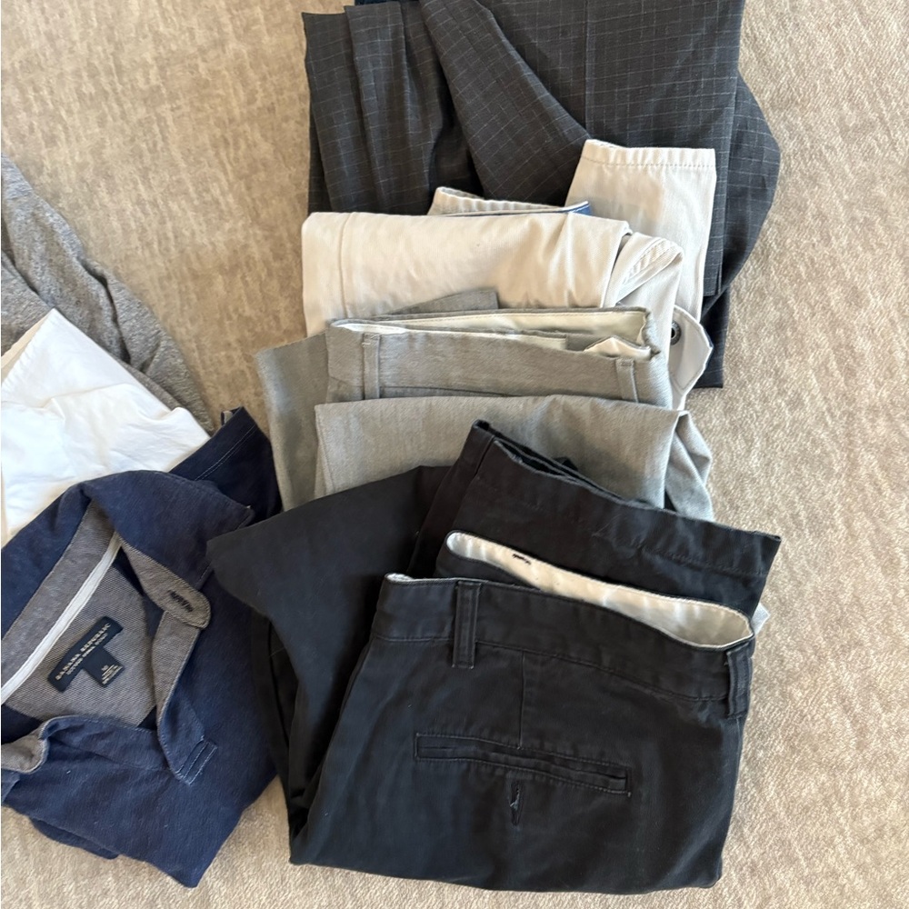 Men's 8pc Medium Clothing Bundle - image 2
